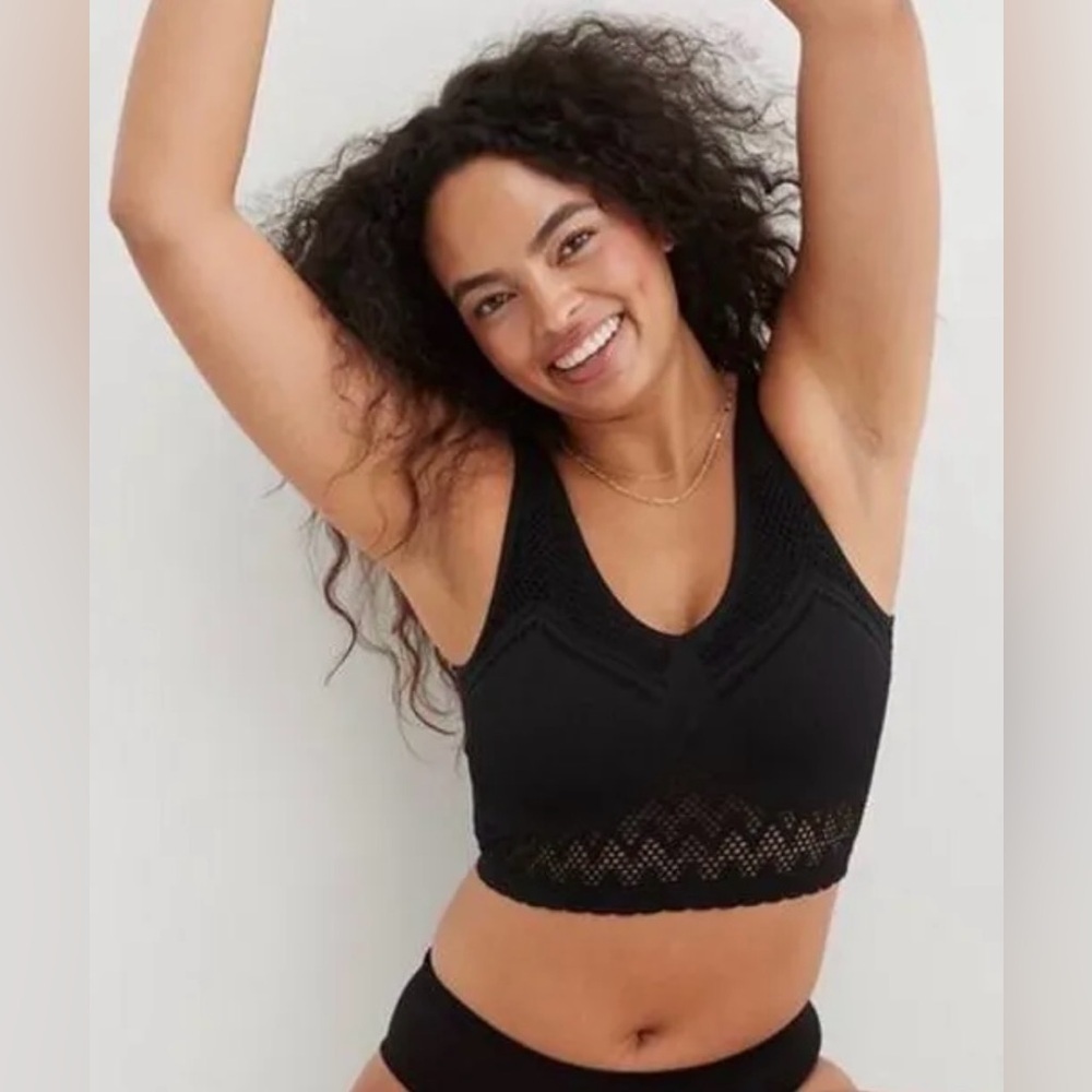 New black Aerie Superchill real good bra top XS